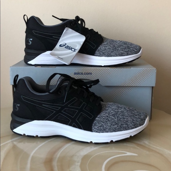 NIB women’s ASICS shoes  - Picture 2 of 8